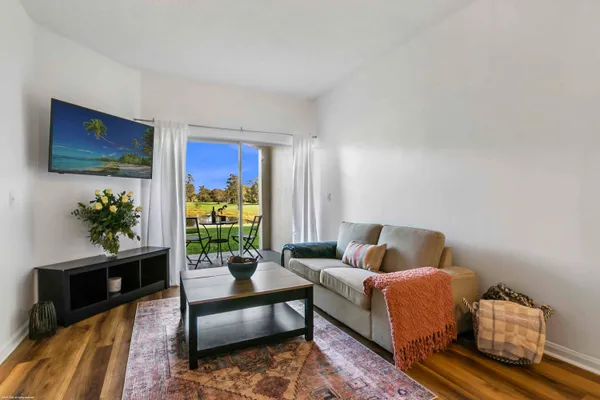 $4,000 | 2040 Greenview Shores Boulevard, Unit 203, Wellington, FL 33414