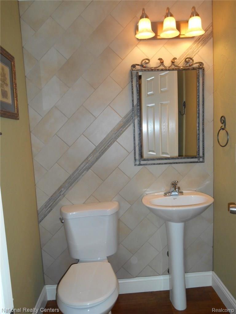 46333 Bemis Road Belleville, MI 48111 - Photo 26 of 41 DSCN1310.JPG