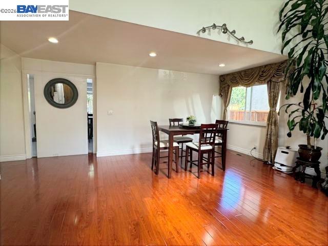 24354 Chandler Road Hayward, CA 94545 - Photo 5 of 38 Gallery Image 5