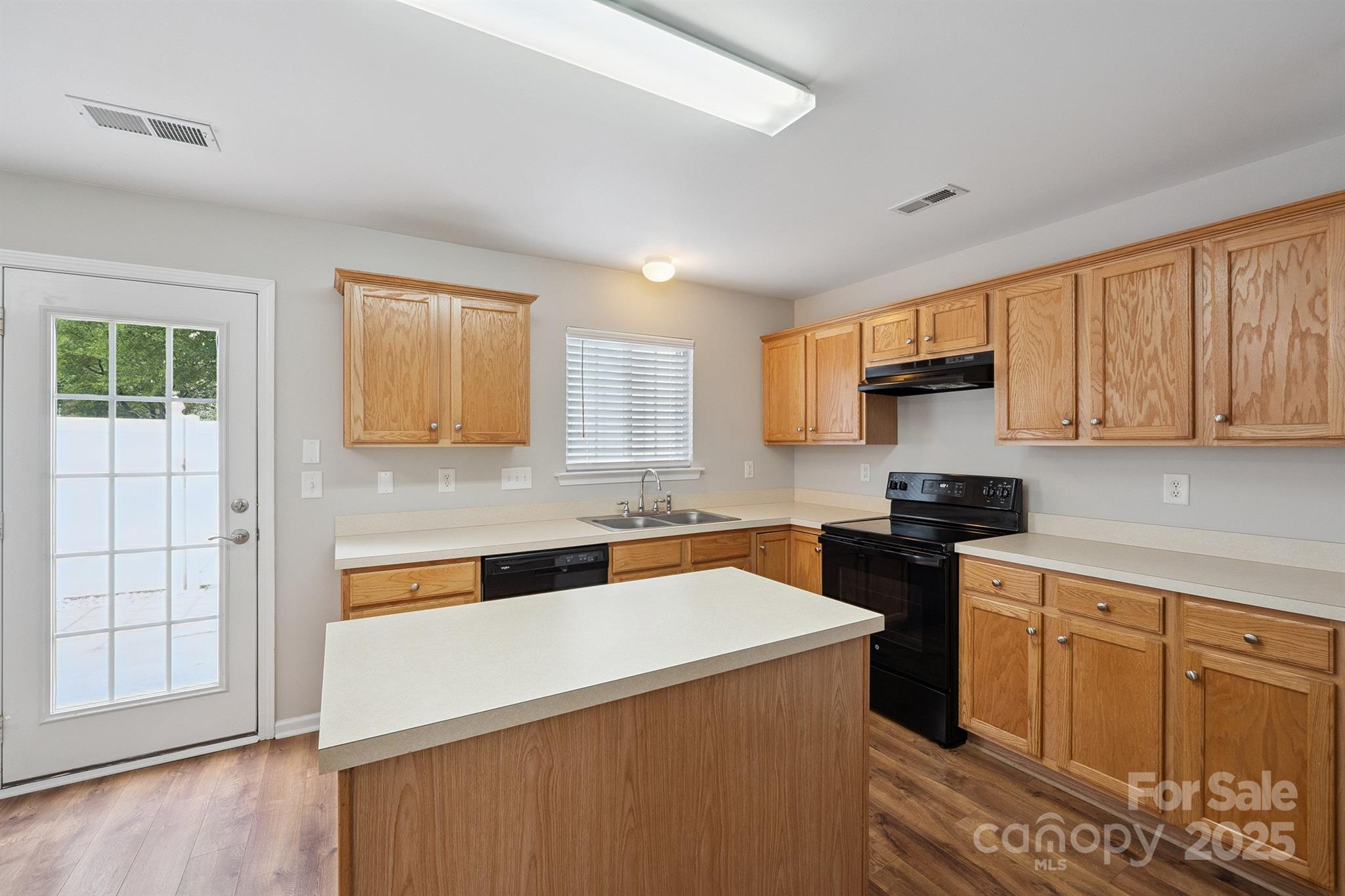 9157 Washam Potts Road Cornelius, NC 28031 - Photo 5 of 16