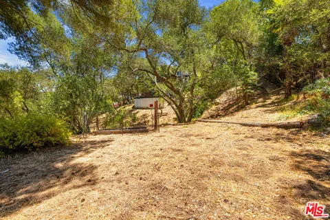 $2,195,000 | 19805 Valley View Drive, Topanga, CA 90290