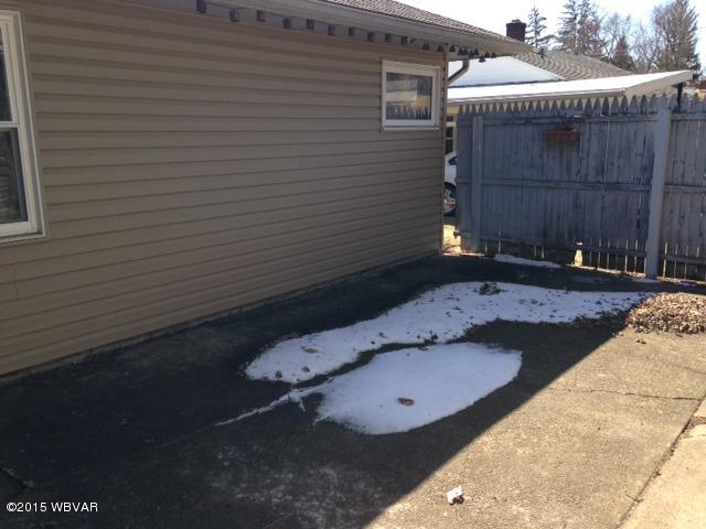 1709 Becht Road Williamsport, PA 17701 - Photo 18 of 18 COURT YARD.JPG