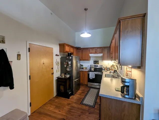 $180,900 | 26 Myrtle Street, Unit 6, Claremont, NH 03743