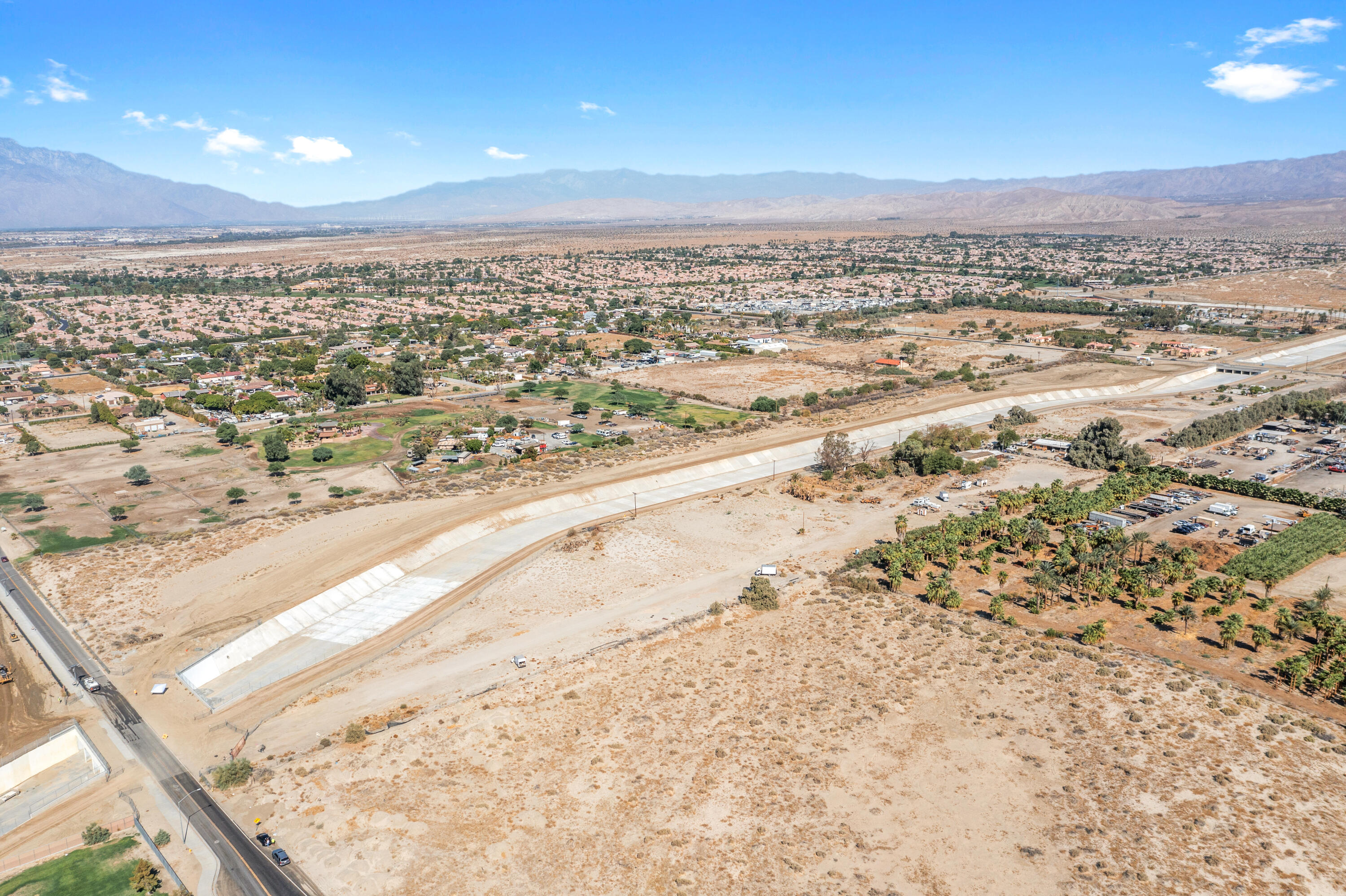 79465 Avenue 38 Indio, CA 92203 - Photo 9 of 12 a view of a city