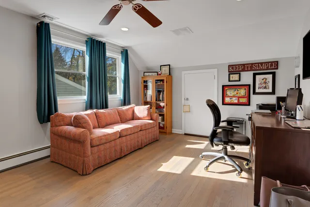 $829,000 | 30 Lindsey Avenue, Stamford, CT 06905