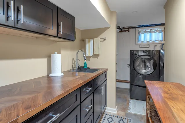 $829,000 | 30 Lindsey Avenue, Stamford, CT 06905