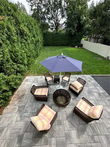 $829,000 | 30 Lindsey Avenue, Stamford, CT 06905