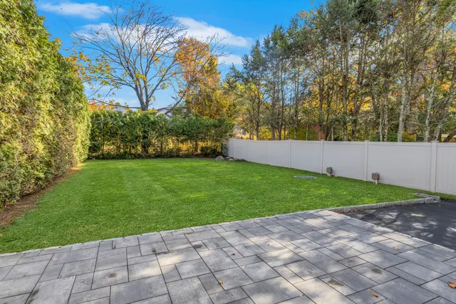 $829,000 | 30 Lindsey Avenue, Stamford, CT 06905