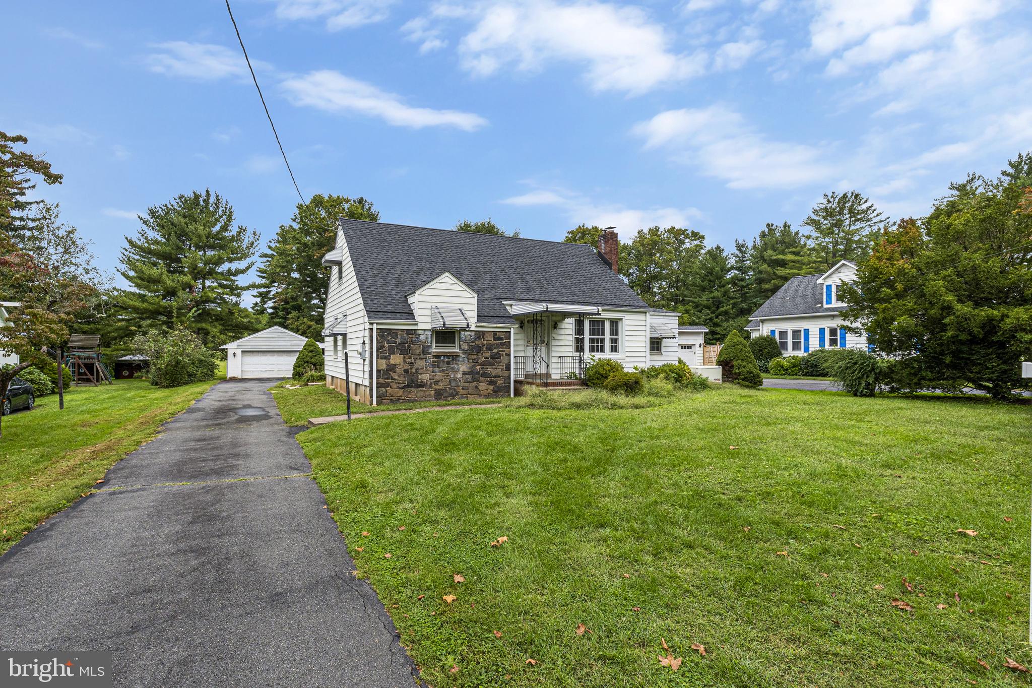 81 Pennington - Hopewell Road Pennington, NJ 08534 - Photo 12 of 45 Gallery Image 12
