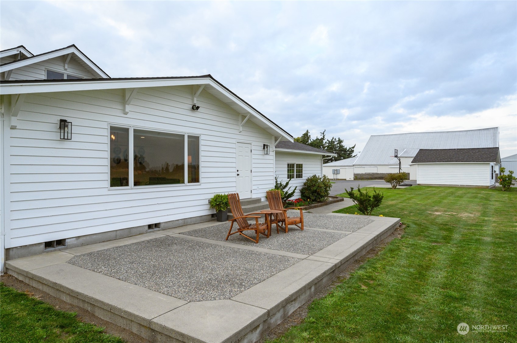 7956 Trapline Road Everson, WA 98247 - Photo 33 of 40 a view of a house with backyard