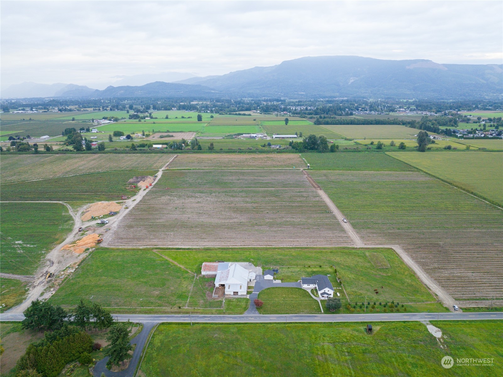 7956 Trapline Road Everson, WA 98247 - Photo 40 of 40 an aerial view of a football ground
