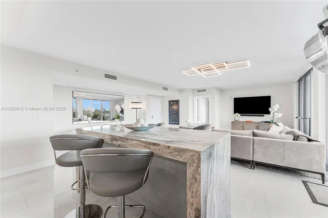 $8,500 | 1180 North Federal Highway, Unit 607, Fort Lauderdale, FL 33304