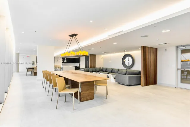 $8,500 | 1180 North Federal Highway, Unit 607, Fort Lauderdale, FL 33304