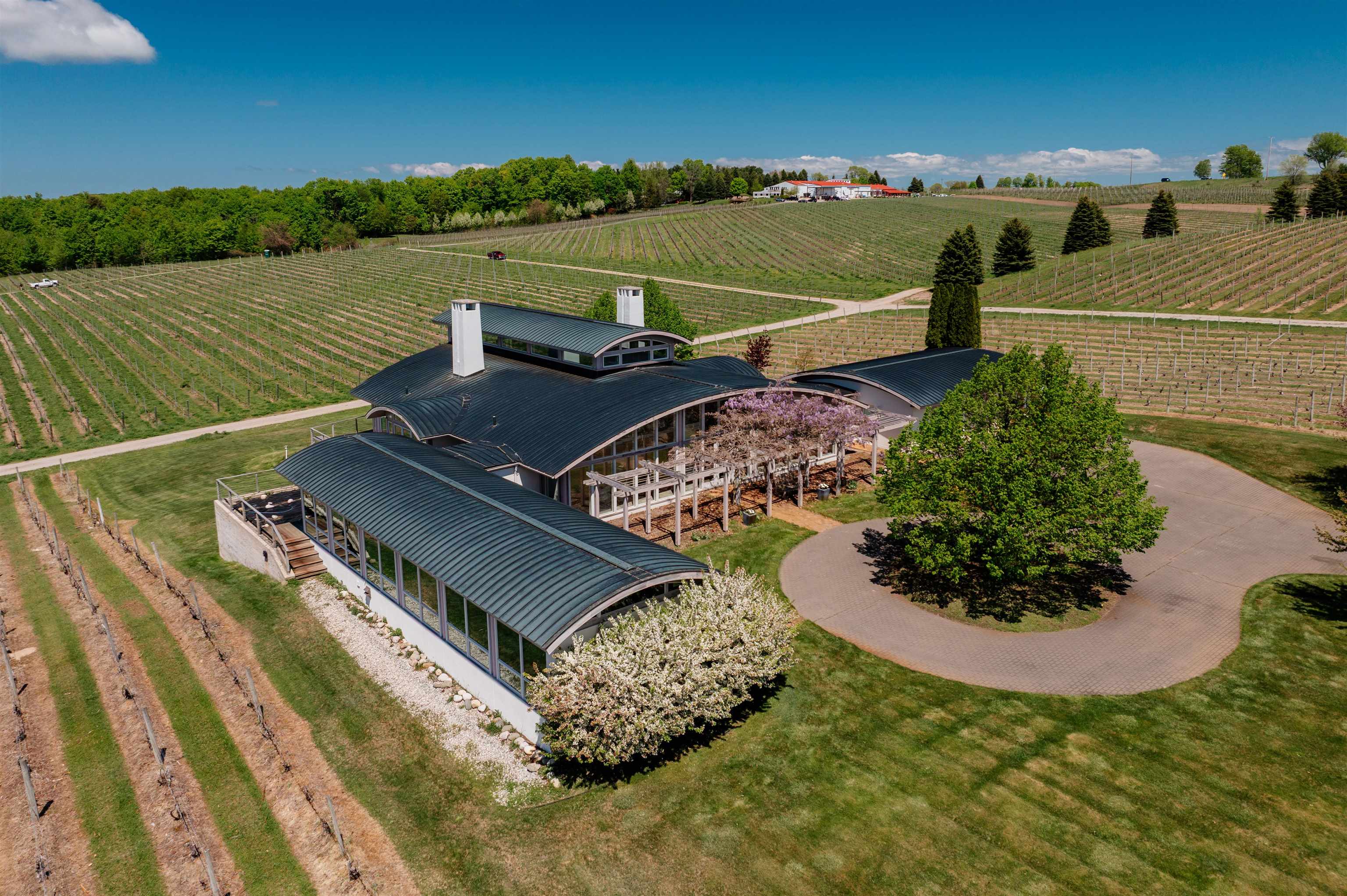 2721 Nelson Road Traverse City, MI 49686 - Photo 13 of 74