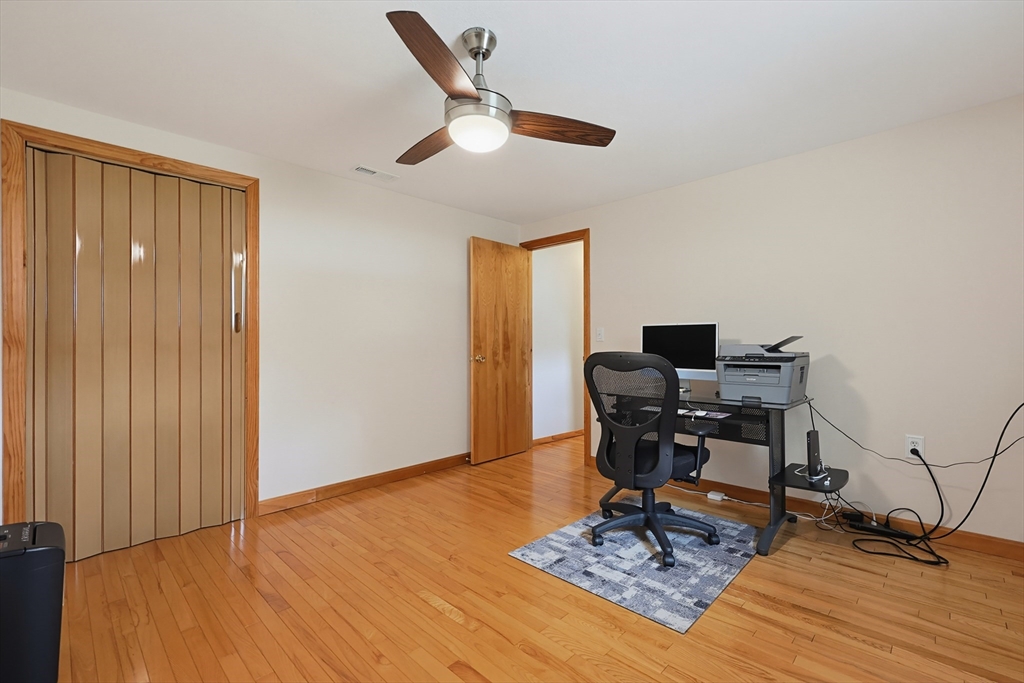 19 Bellflower Road Billerica, MA 01821 - Photo 34 of 42 Gallery Image 34