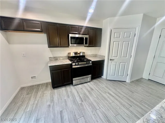 $299,999 | 2851 China Cove Street, Laughlin, NV 89029