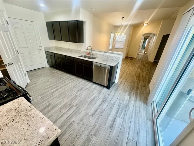 $299,999 | 2851 China Cove Street, Laughlin, NV 89029