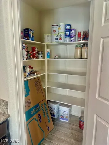 $299,999 | 2851 China Cove Street, Laughlin, NV 89029