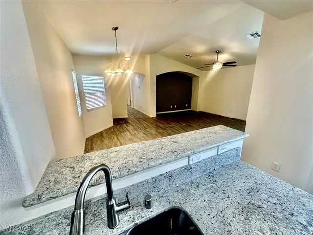 $299,999 | 2851 China Cove Street, Laughlin, NV 89029