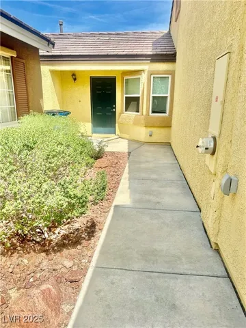 $299,999 | 2851 China Cove Street, Laughlin, NV 89029