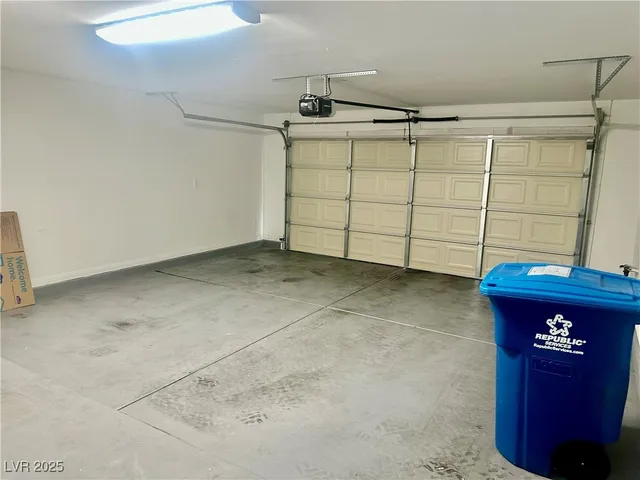 $299,999 | 2851 China Cove Street, Laughlin, NV 89029