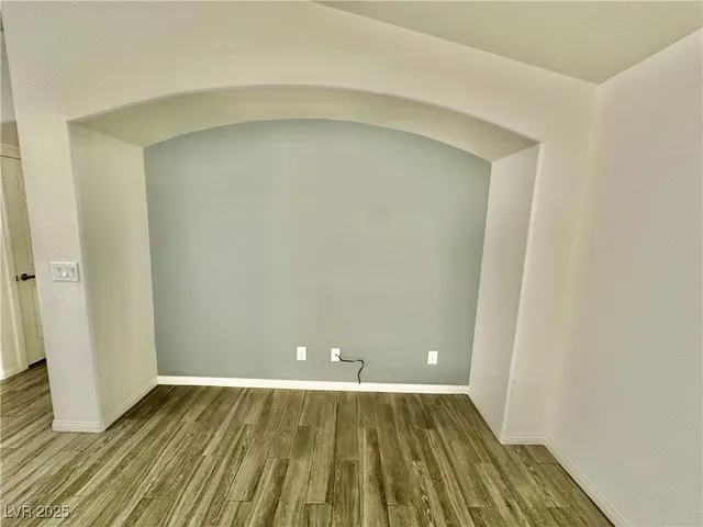 $299,999 | 2851 China Cove Street, Laughlin, NV 89029