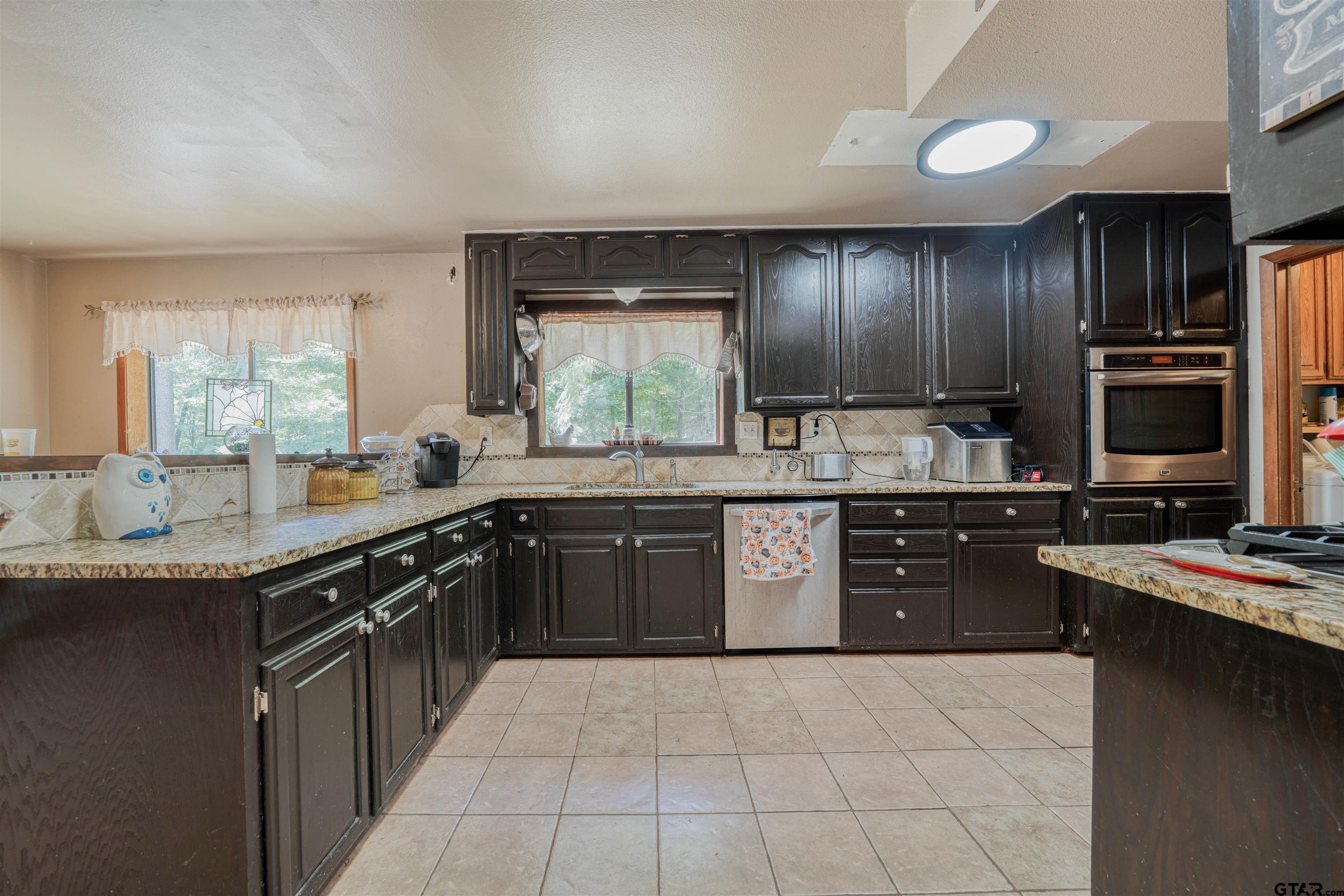 15818 Mountain View Road North Winona, TX 75792 - Photo 17 of 43