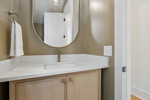 $1,200,000 | 905 B Potter Lane, Nashville, TN 37206
