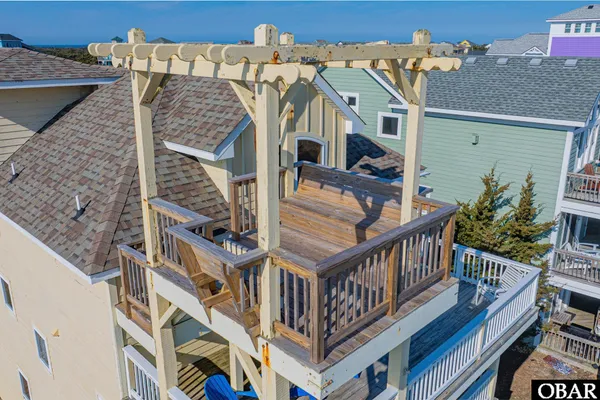 $769,000 | 41183 Lakeside Drive, Avon, NC 27915