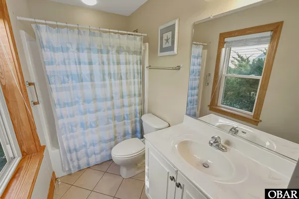 $769,000 | 41183 Lakeside Drive, Avon, NC 27915