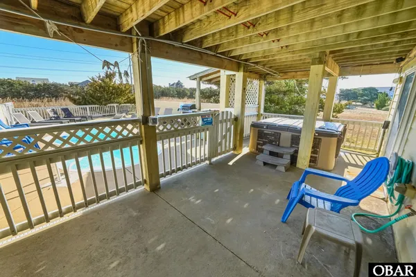 $769,000 | 41183 Lakeside Drive, Avon, NC 27915