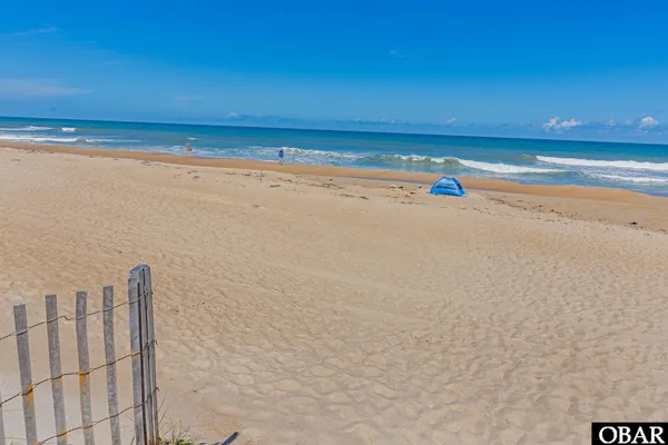 $769,000 | 41183 Lakeside Drive, Avon, NC 27915