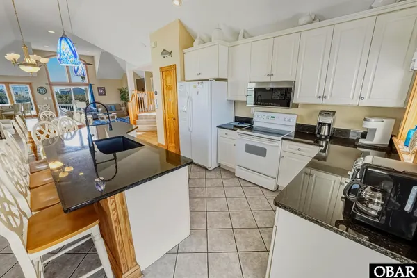 $769,000 | 41183 Lakeside Drive, Avon, NC 27915