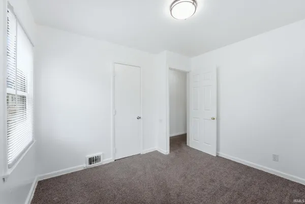 $104,900 | 4508 Southwest Anthony Wayne Drive, Fort Wayne, IN 46806