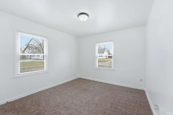 $104,900 | 4508 Southwest Anthony Wayne Drive, Fort Wayne, IN 46806