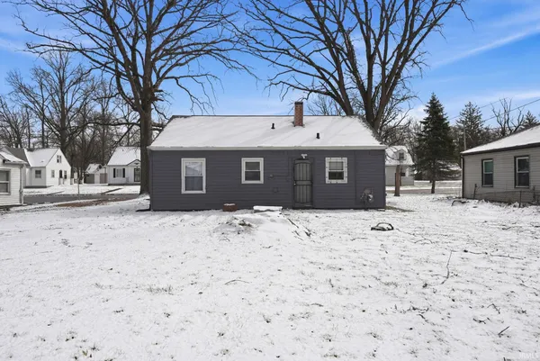$104,900 | 4508 Southwest Anthony Wayne Drive, Fort Wayne, IN 46806