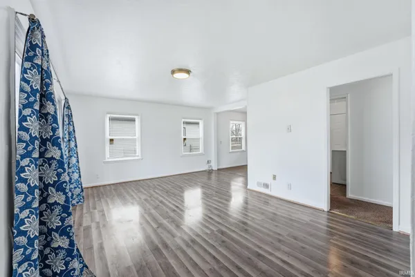 $104,900 | 4508 Southwest Anthony Wayne Drive, Fort Wayne, IN 46806