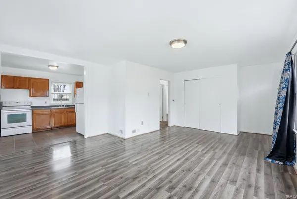 $104,900 | 4508 Southwest Anthony Wayne Drive, Fort Wayne, IN 46806