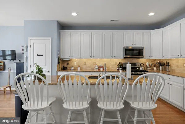 $535,000 | 20 Brattleboro Court, Medford, NJ 08055