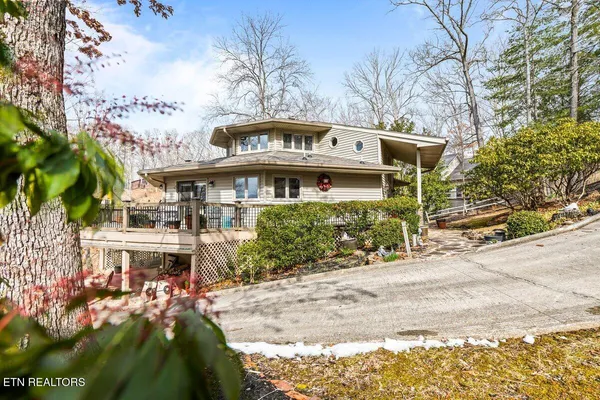 $1,490,000 | 639 Deerwood Lane, La Follette, TN 37766