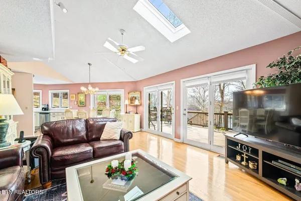 $1,490,000 | 639 Deerwood Lane, La Follette, TN 37766