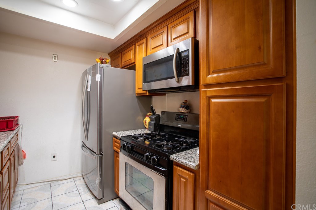 700 West 3rd Street, Unit A111 Santa Ana, CA 92701 - Photo 5 of 26