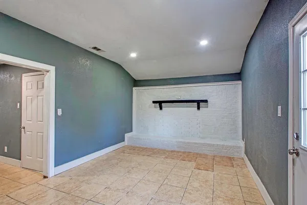 a view of empty room