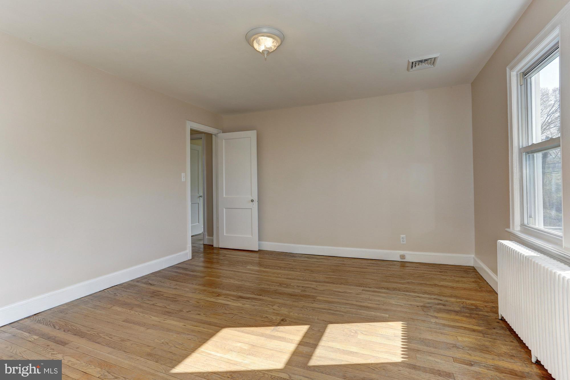 4613 Powder Mill Road Beltsville, MD 20705 - Photo 16 of 27 Bedroom