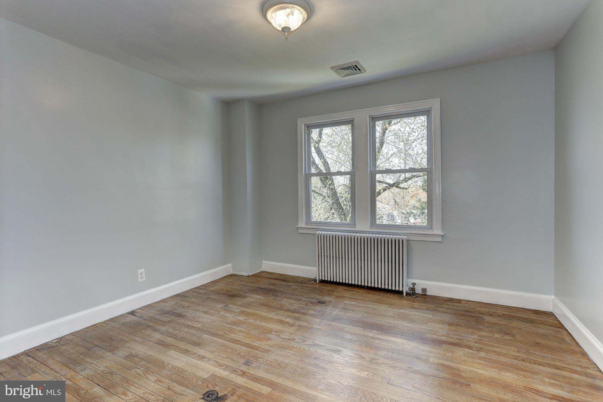 4613 Powder Mill Road Beltsville, MD 20705 - Photo 17 of 27 Bedroom