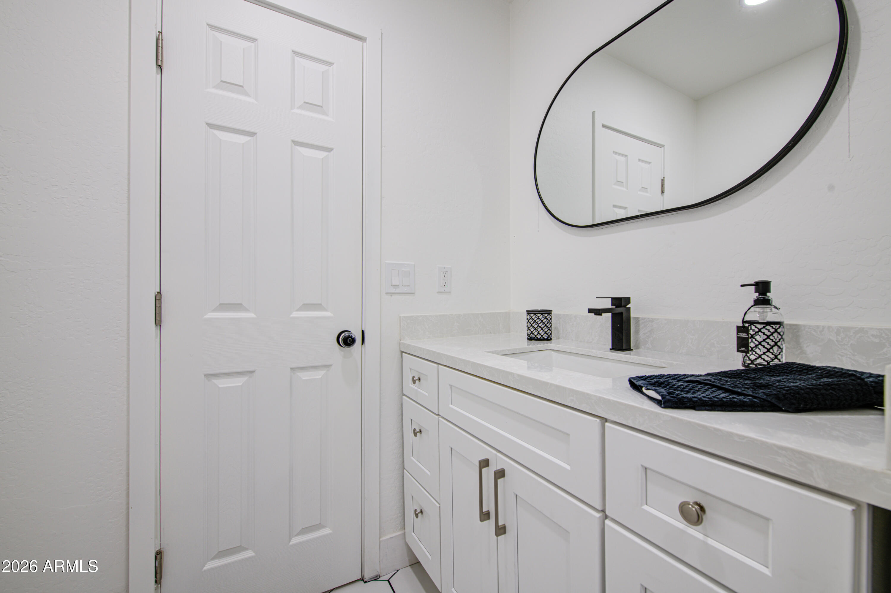 6427 West Lawrence Road Glendale, AZ 85301 - Photo 19 of 33