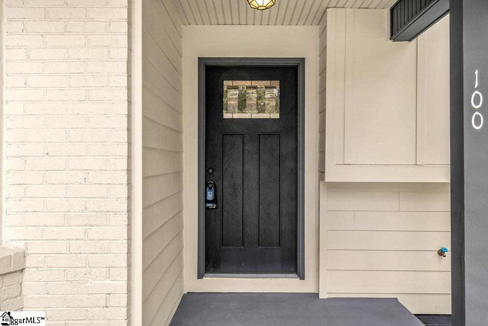 100 Robin Hood Road Greenville, SC 29607 - Photo 3 of 36