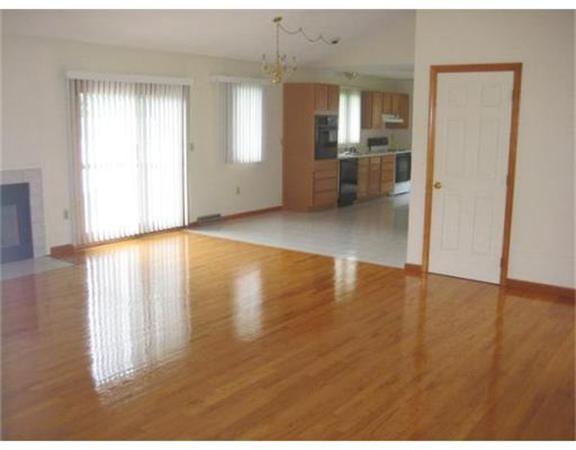 9 Trinity Drive West Springfield, MA 01089 - Photo 3 of 12 Gallery Image 3