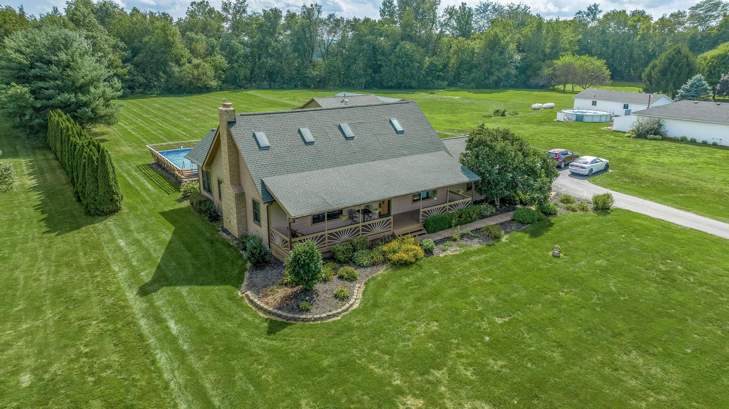 4917 Refugee Rd Drone-7