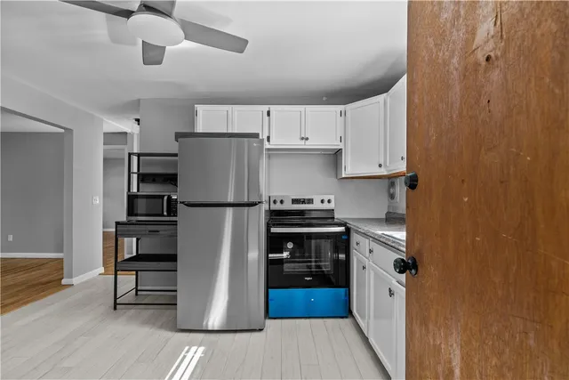 $415,000 | 70 Carroll Avenue, Unit 112, Newport, RI 02840